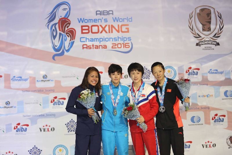 Балшықтағы эротикалық секс